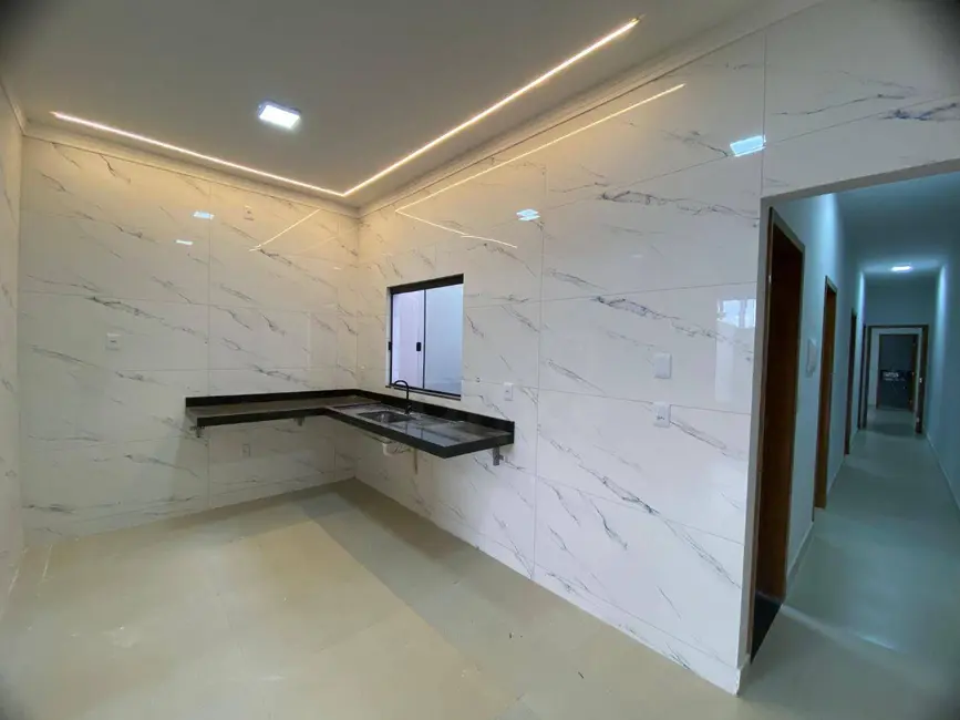 Casa com 3 quartos à venda, 150m2 em Vila Operária, Anapolis - GO - imagem 4 Foto 4 de Casa com 3 quartos à venda, 150m2 em Vila Operária, Anapolis - GO