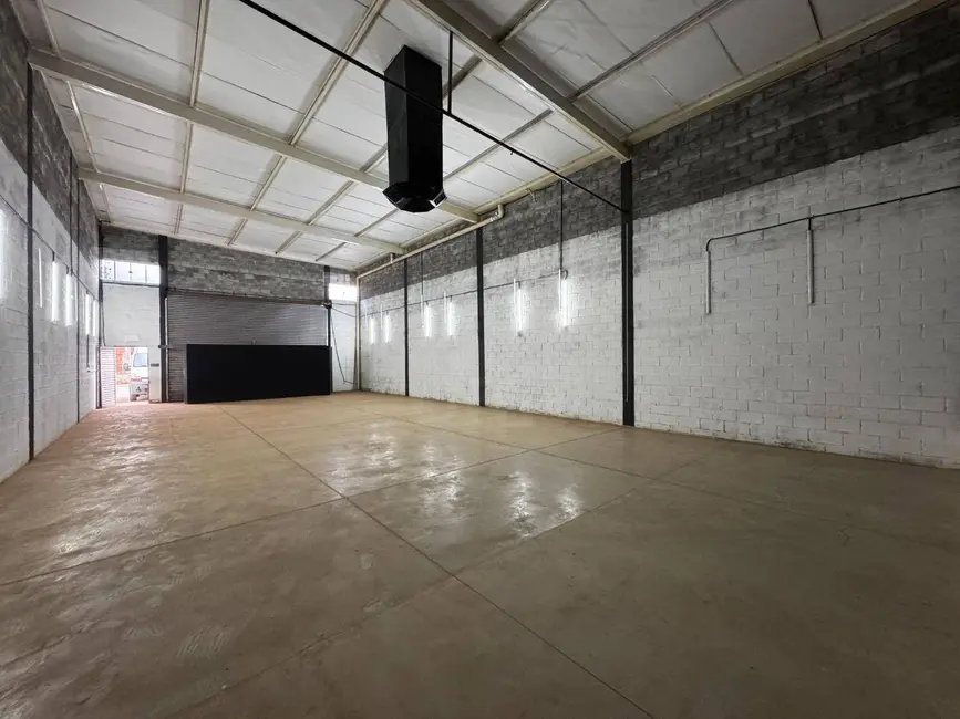 Armazém / Galpão para alugar, 275m2 em Recanto do Sol, Anapolis - GO - imagem 7 Foto 7 de Armazém / Galpão para alugar, 275m2 em Recanto do Sol, Anapolis - GO