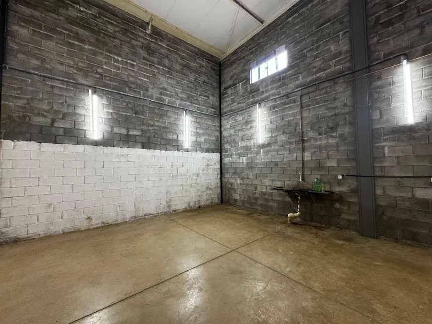 Armazém / Galpão para alugar, 275m2 em Recanto do Sol, Anapolis - GO - imagem 6 Foto 6 de Armazém / Galpão para alugar, 275m2 em Recanto do Sol, Anapolis - GO