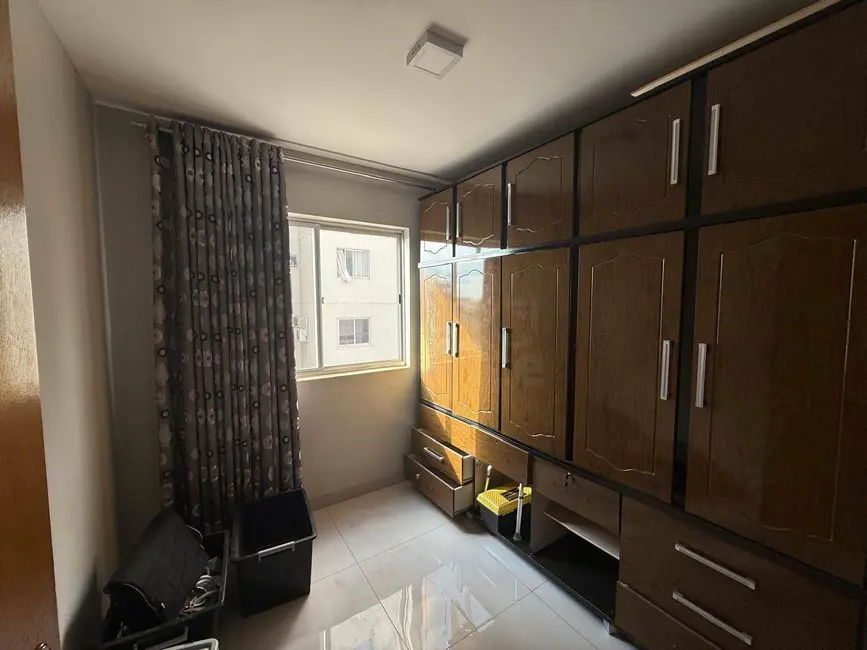 Foto 5 de Apartamento com 3 quartos à venda, 77m2 em Vila Industrial, Anapolis - GO