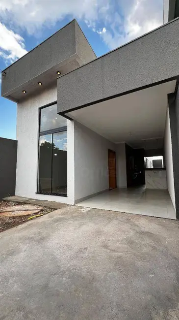 Casa com 3 quartos à venda, 150m2 em Residencial São Vicente, Anapolis - GO - imagem 3 Foto 3 de Casa com 3 quartos à venda, 150m2 em Residencial São Vicente, Anapolis - GO