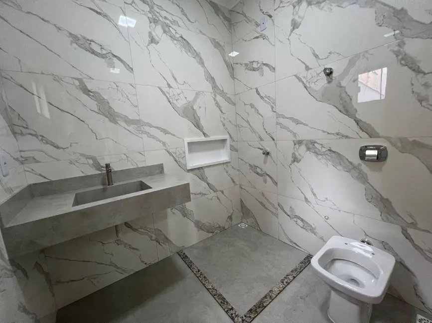 Casa com 3 quartos à venda, 150m2 em São Carlos, Anapolis - GO - imagem 5 Foto 5 de Casa com 3 quartos à venda, 150m2 em São Carlos, Anapolis - GO