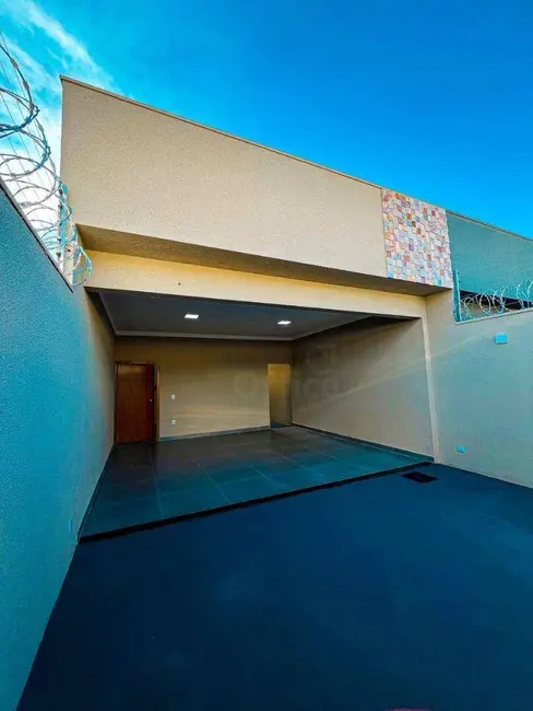 Foto 2 de Casa com 3 quartos à venda, 220m2 em Lourdes, Anapolis - GO