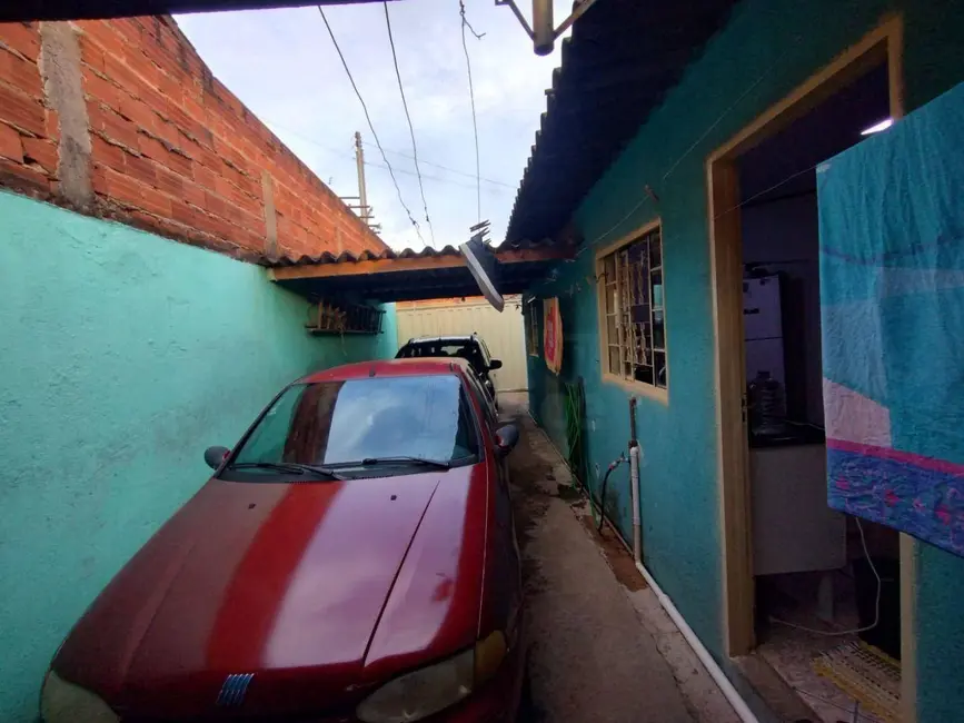 Casa com 3 quartos à venda, 200m2 em Conjunto Habitacional Vila União, Anapolis - GO - imagem 6 Foto 6 de Casa com 3 quartos à venda, 200m2 em Conjunto Habitacional Vila União, Anapolis - GO