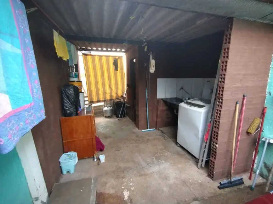 Foto 8 de Casa com 3 quartos à venda, 200m2 em Conjunto Habitacional Vila União, Anapolis - GO