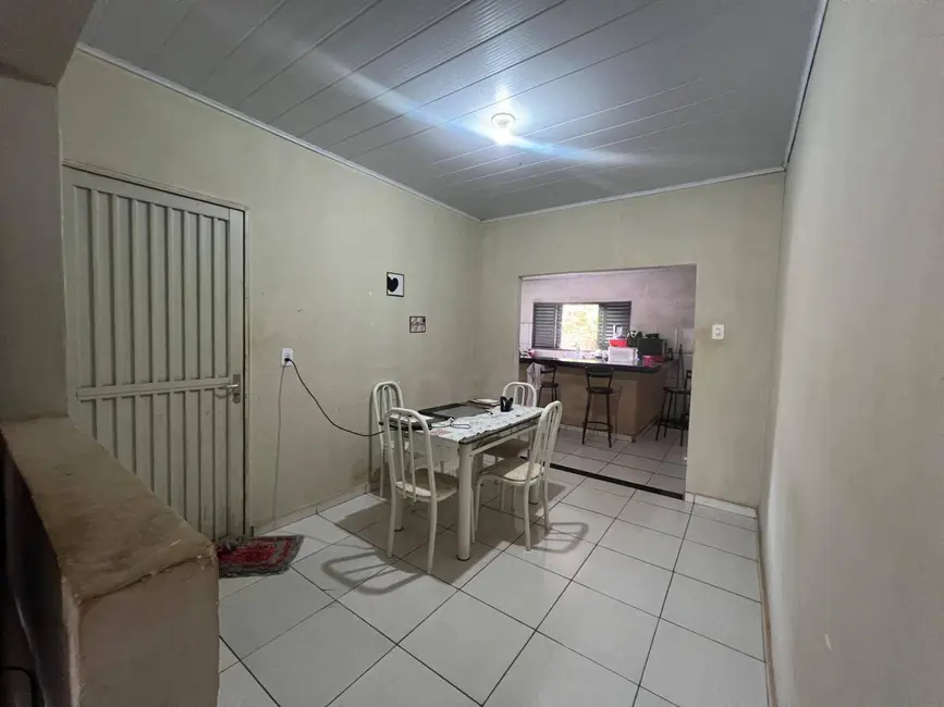 Casa com 3 quartos à venda, 250m2 em Conjunto Habitacional Filostro Machado Carneiro, Anapolis - GO - imagem 8 Foto 8 de Casa com 3 quartos à venda, 250m2 em Conjunto Habitacional Filostro Machado Carneiro, Anapolis - GO