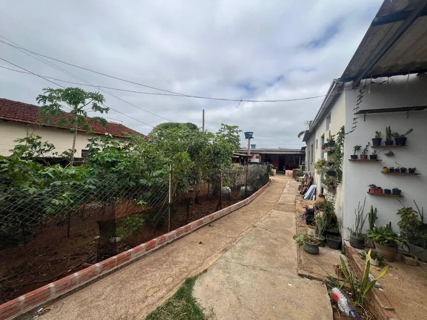 Foto 1 de Terreno / Lote à venda, 373m2 em Anapolis - GO