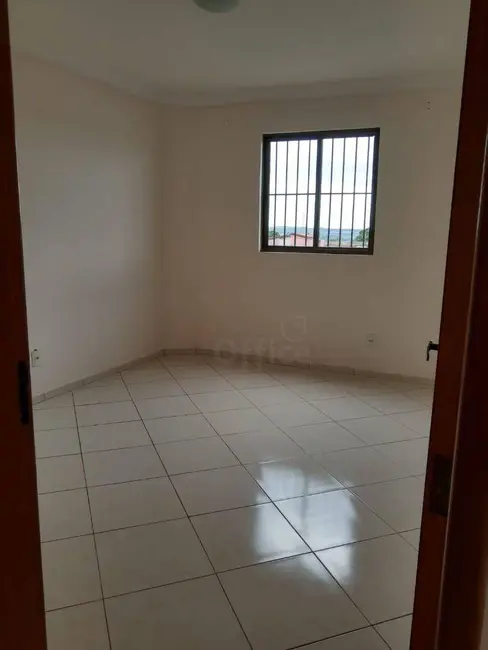 Foto 5 de Apartamento com 3 quartos à venda, 84m2 em Vila Jaiara, Anapolis - GO