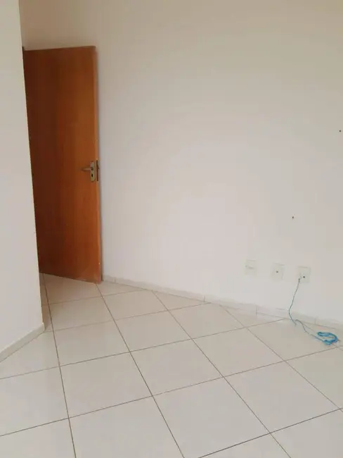 Foto 7 de Apartamento com 3 quartos à venda, 84m2 em Vila Jaiara, Anapolis - GO