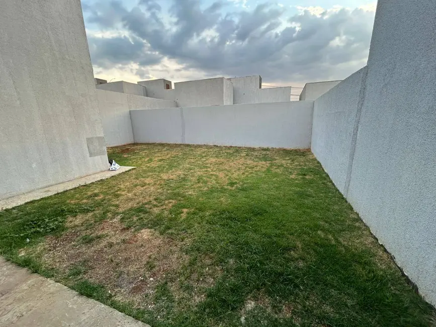 Foto 3 de Casa de Condomínio com 2 quartos à venda, 200m2 em Residencial Itatiaia, Anapolis - GO