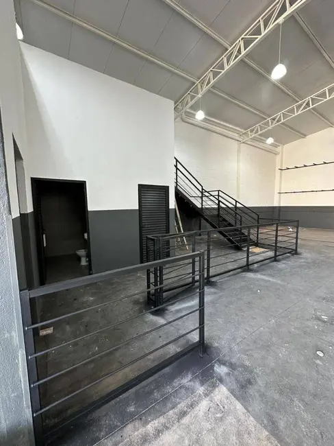 Foto 2 de Armazém / Galpão para alugar, 300m2 em Setor Sul Jamil Miguel, Anapolis - GO