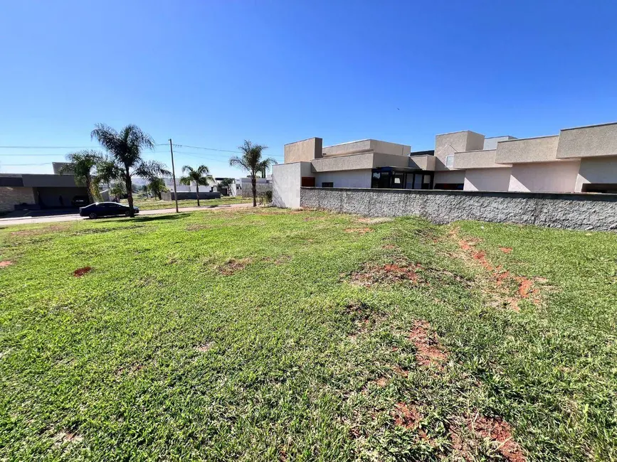 Foto 4 de Terreno / Lote à venda, 360m2 em Anapolis - GO