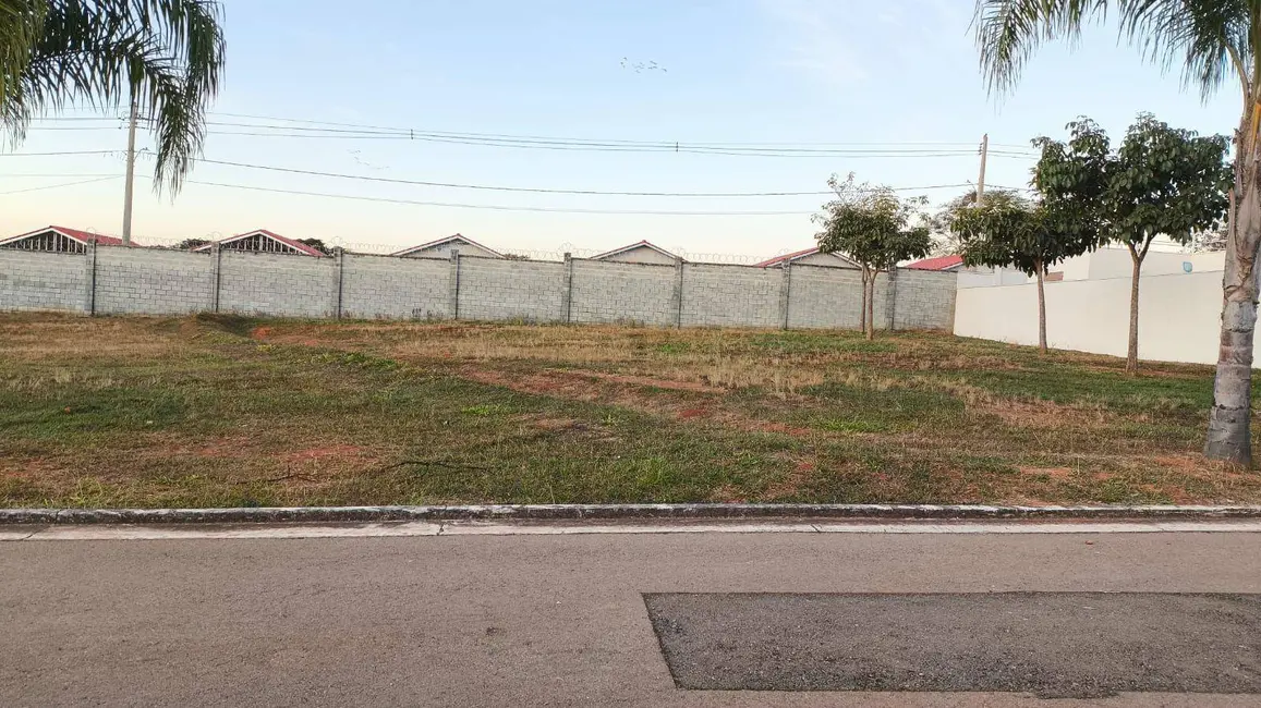Foto 6 de Terreno / Lote à venda, 360m2 em Anapolis - GO