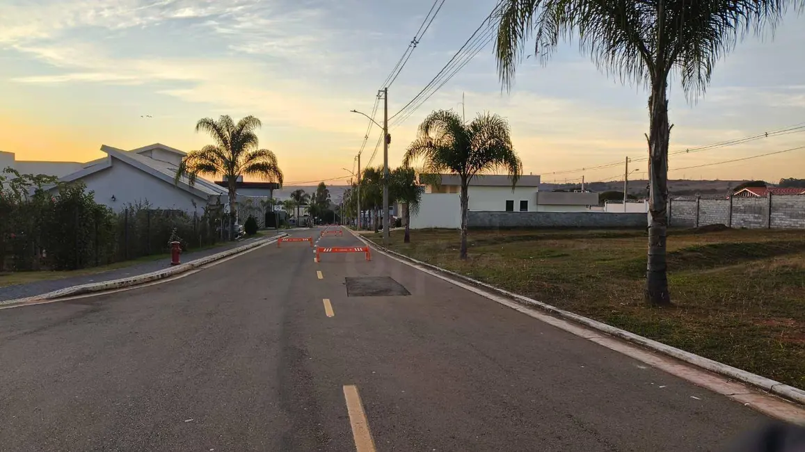 Foto 3 de Terreno / Lote à venda, 360m2 em Anapolis - GO