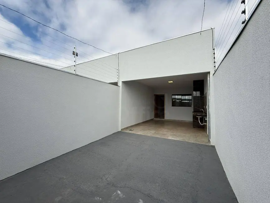 Foto 1 de Casa com 3 quartos à venda, 130m2 em Anapolis - GO