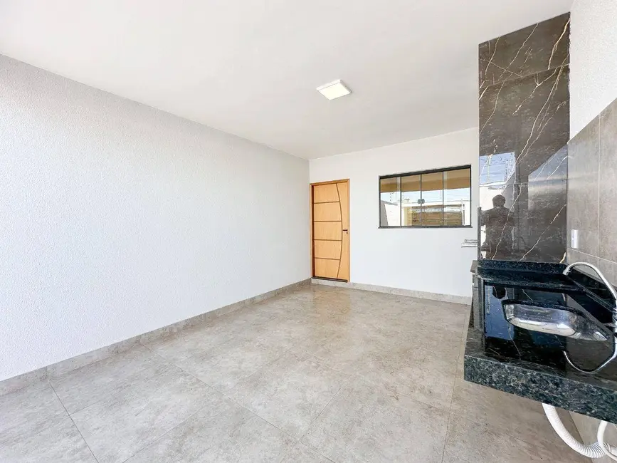 Casa com 3 quartos à venda, 130m2 em Anapolis - GO - imagem 4 Foto 4 de Casa com 3 quartos à venda, 130m2 em Anapolis - GO