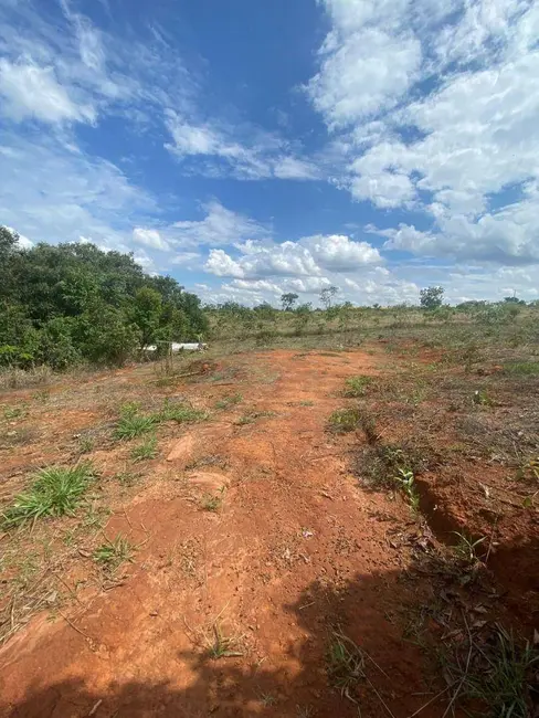 Foto 2 de Terreno / Lote à venda, 20000m2 em Abadiania - GO