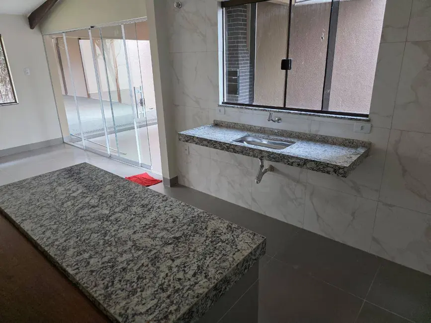 Casa com 3 quartos à venda, 300m2 em Parque Brasília 2ª Etapa, Anapolis - GO - imagem 6 Foto 6 de Casa com 3 quartos à venda, 300m2 em Parque Brasília 2ª Etapa, Anapolis - GO