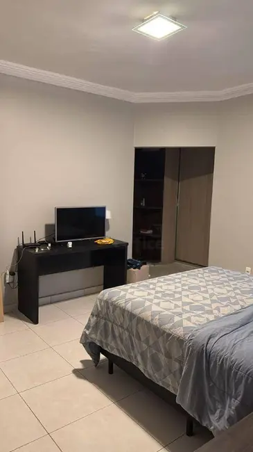 Casa com 3 quartos à venda, 300m2 em Residencial Villa Bella, Anapolis - GO - imagem 6 Foto 6 de Casa com 3 quartos à venda, 300m2 em Residencial Villa Bella, Anapolis - GO
