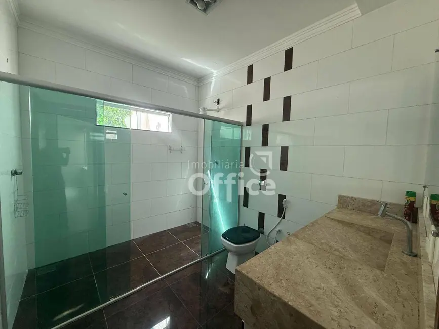 Foto 7 de Casa com 3 quartos à venda, 300m2 em Residencial Villa Bella, Anapolis - GO