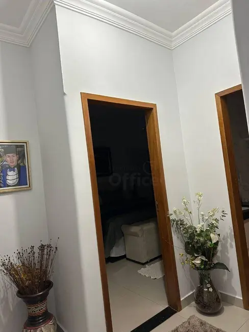 Casa com 3 quartos à venda, 200m2 em Setor Santa Clara, Anapolis - GO - imagem 5 Foto 5 de Casa com 3 quartos à venda, 200m2 em Setor Santa Clara, Anapolis - GO
