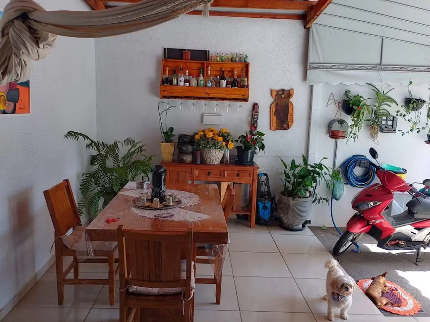 Foto 6 de Casa com 3 quartos à venda, 180m2 em Setor Santa Clara, Anapolis - GO