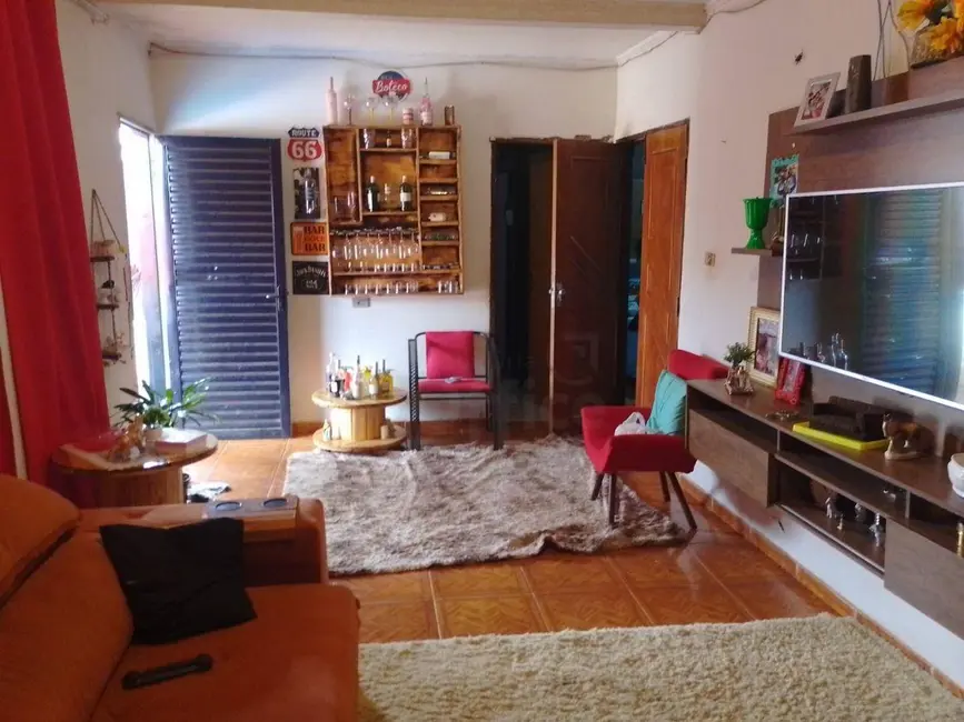 Foto 1 de Casa com 3 quartos à venda, 180m2 em Adriana Parque, Anapolis - GO