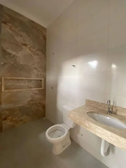 Casa com 3 quartos à venda, 150m2 em Bandeiras, Anapolis - GO - imagem 8 Foto 8 de Casa com 3 quartos à venda, 150m2 em Bandeiras, Anapolis - GO