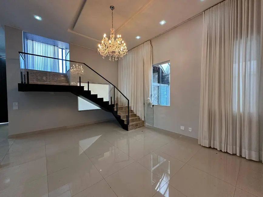 Foto 4 de Casa de Condomínio com 3 quartos para alugar, 494m2 em Residencial Anaville, Anapolis - GO