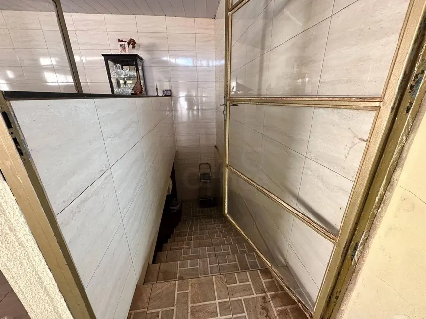 Casa com 4 quartos à venda, 600m2 em Parque Brasília, Anapolis - GO - imagem 8 Foto 8 de Casa com 4 quartos à venda, 600m2 em Parque Brasília, Anapolis - GO