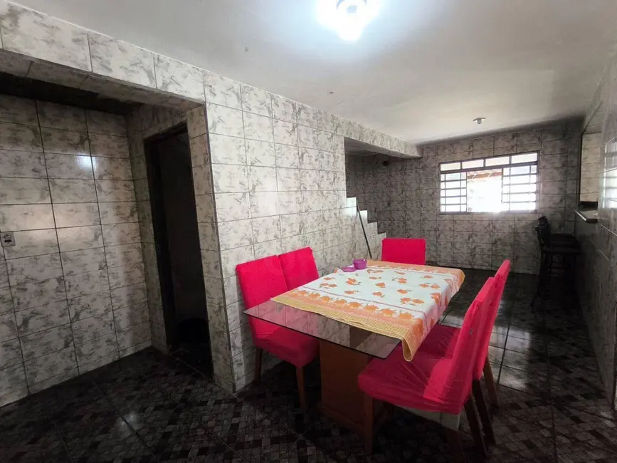 Casa com 3 quartos à venda, 300m2 em Jardim Alexandrina, Anapolis - GO - imagem 8 Foto 8 de Casa com 3 quartos à venda, 300m2 em Jardim Alexandrina, Anapolis - GO