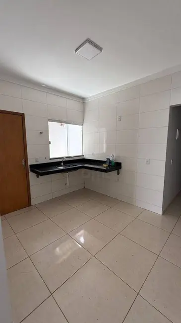 Casa com 3 quartos à venda, 150m2 em Parque Residencial das Flores, Anapolis - GO - imagem 6 Foto 6 de Casa com 3 quartos à venda, 150m2 em Parque Residencial das Flores, Anapolis - GO