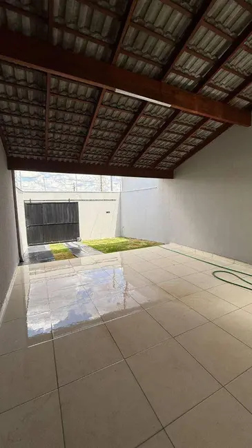 Casa com 3 quartos à venda, 150m2 em Parque Residencial das Flores, Anapolis - GO - imagem 4 Foto 4 de Casa com 3 quartos à venda, 150m2 em Parque Residencial das Flores, Anapolis - GO
