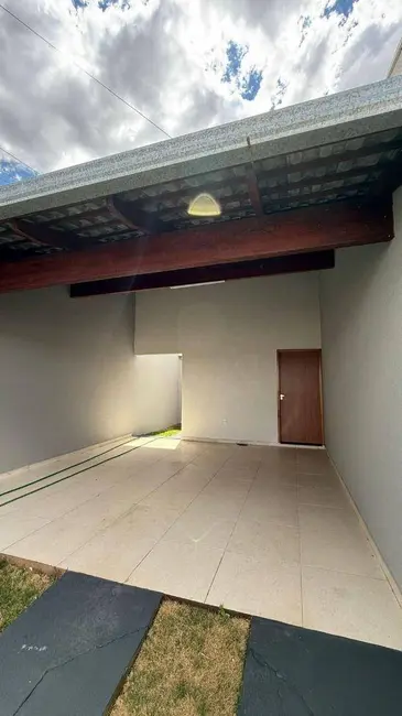 Casa com 3 quartos à venda, 150m2 em Parque Residencial das Flores, Anapolis - GO - imagem 1 Foto 1 de Casa com 3 quartos à venda, 150m2 em Parque Residencial das Flores, Anapolis - GO