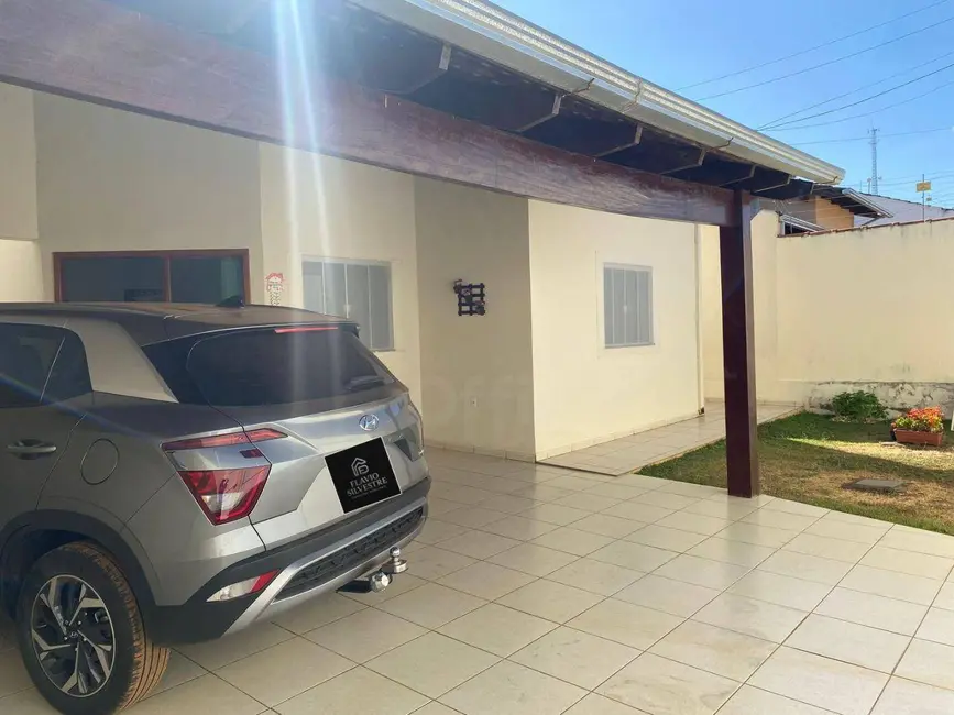 Foto 2 de Casa com 3 quartos à venda, 360m2 em Residencial Vale do Sol, Anapolis - GO