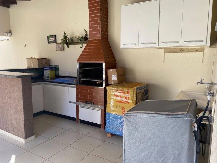 Foto 9 de Casa com 3 quartos à venda, 360m2 em Residencial Vale do Sol, Anapolis - GO