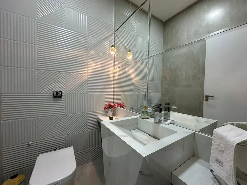 Foto 5 de Sobrado com 5 quartos à venda, 490m2 em Residencial Anaville, Anapolis - GO