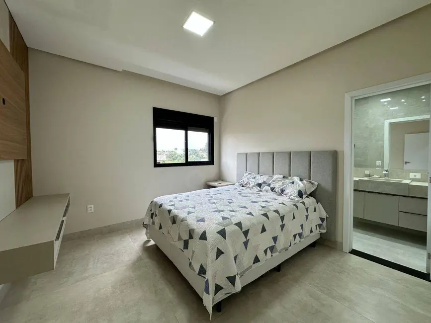 Foto 6 de Sobrado com 5 quartos à venda, 490m2 em Residencial Anaville, Anapolis - GO