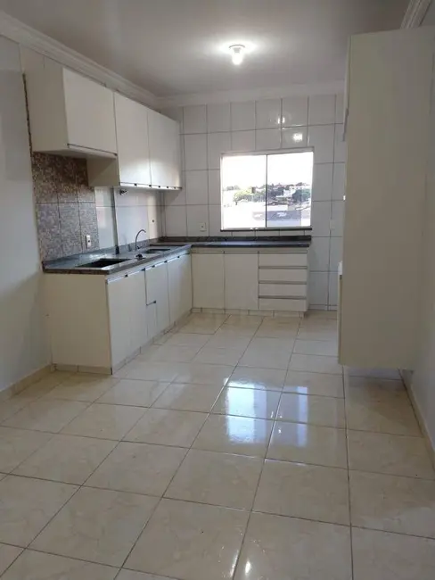 Foto 4 de Apartamento com 2 quartos à venda, 60m2 em Vila Jaiara, Anapolis - GO