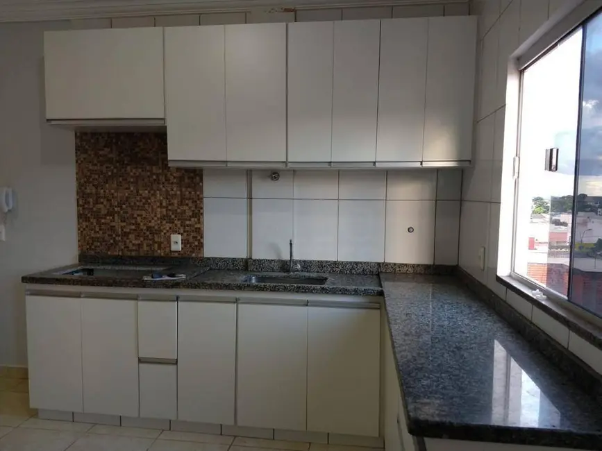 Foto 3 de Apartamento com 2 quartos à venda, 60m2 em Vila Jaiara, Anapolis - GO