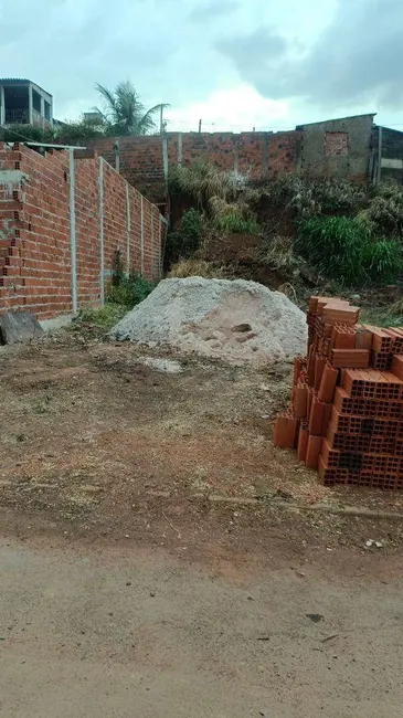 Foto 2 de Terreno / Lote à venda, 240m2 em Vila São Joaquim, Anapolis - GO
