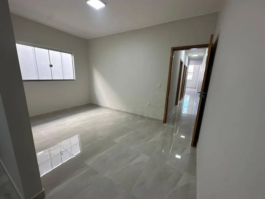 Casa com 3 quartos à venda, 150m2 em Anapolis - GO - imagem 8 Foto 8 de Casa com 3 quartos à venda, 150m2 em Anapolis - GO
