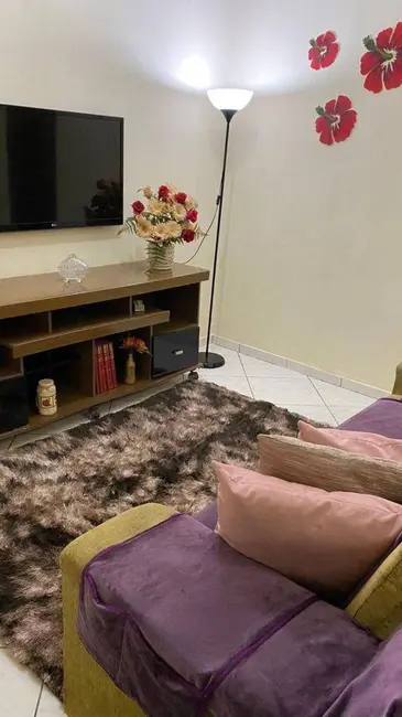 Chácara com 3 quartos à venda, 1360m2 em Jardim Progresso, Anapolis - GO - imagem 3 Foto 3 de Chácara com 3 quartos à venda, 1360m2 em Jardim Progresso, Anapolis - GO