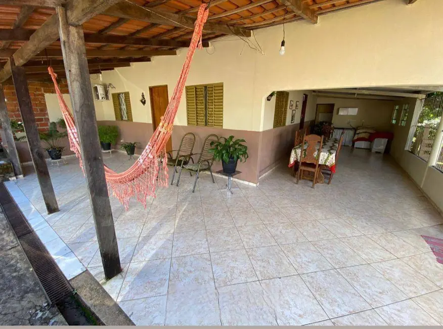 Chácara com 3 quartos à venda, 1360m2 em Jardim Progresso, Anapolis - GO - imagem 9 Foto 9 de Chácara com 3 quartos à venda, 1360m2 em Jardim Progresso, Anapolis - GO