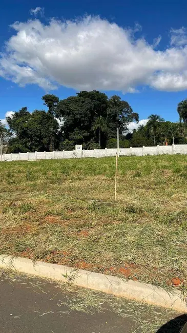 Foto 1 de Terreno / Lote à venda, 250m2 em Anapolis - GO