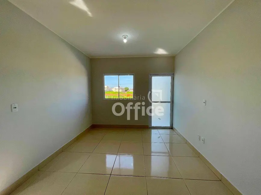 Casa com 2 quartos à venda, 106m2 em Residencial Cerejeiras, Anapolis - GO - imagem 4 Foto 4 de Casa com 2 quartos à venda, 106m2 em Residencial Cerejeiras, Anapolis - GO