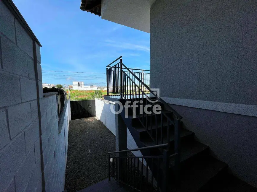 Casa com 2 quartos à venda, 106m2 em Residencial Cerejeiras, Anapolis - GO - imagem 2 Foto 2 de Casa com 2 quartos à venda, 106m2 em Residencial Cerejeiras, Anapolis - GO