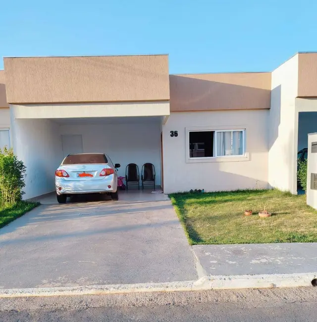 Foto 1 de Casa com 3 quartos à venda, 200m2 em Parque dos Pirineus, Anapolis - GO