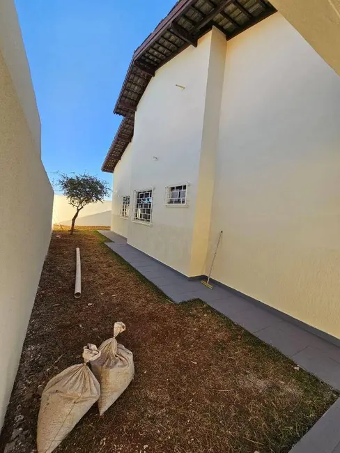 Foto 3 de Casa com 3 quartos à venda, 300m2 em Residencial Vale do Sol, Anapolis - GO