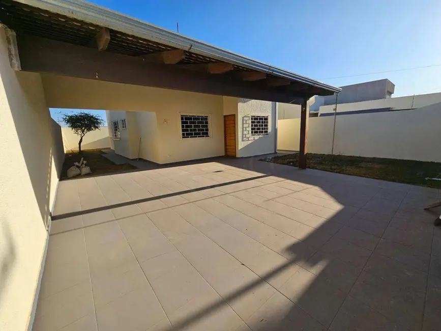 Foto 1 de Casa com 3 quartos à venda, 300m2 em Residencial Vale do Sol, Anapolis - GO